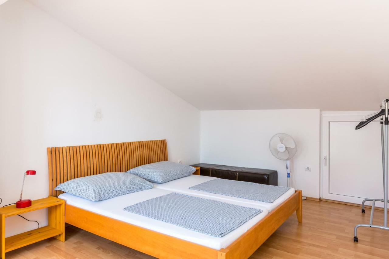 Apartmani Diana Medulin Zewnętrze zdjęcie