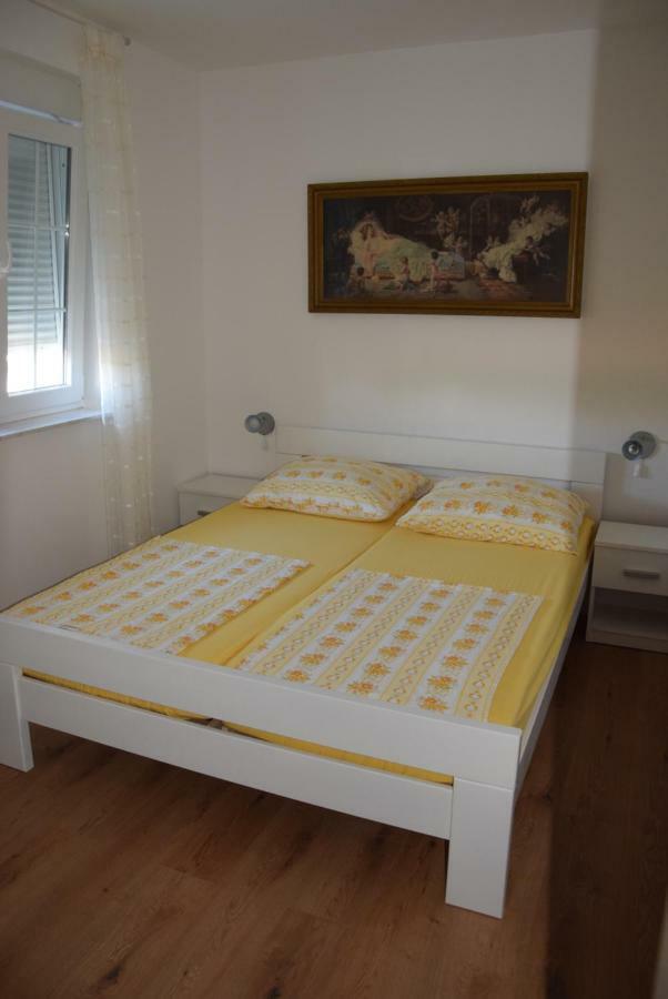 Apartmani Diana Medulin Zewnętrze zdjęcie