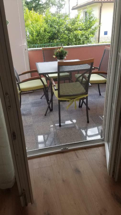 Apartmani Diana Medulin Zewnętrze zdjęcie