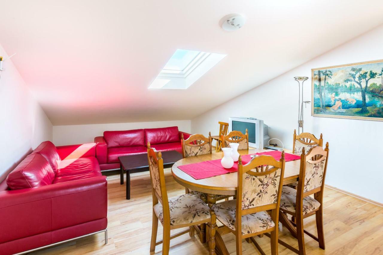 Apartmani Diana Medulin Zewnętrze zdjęcie